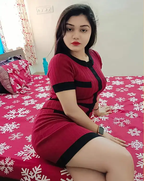 Tanya booking now call girl Zirakpur